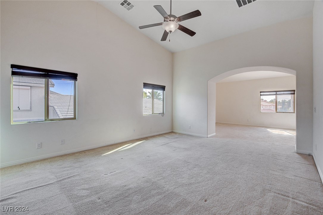 8333 Saddleback Ledge Avenue