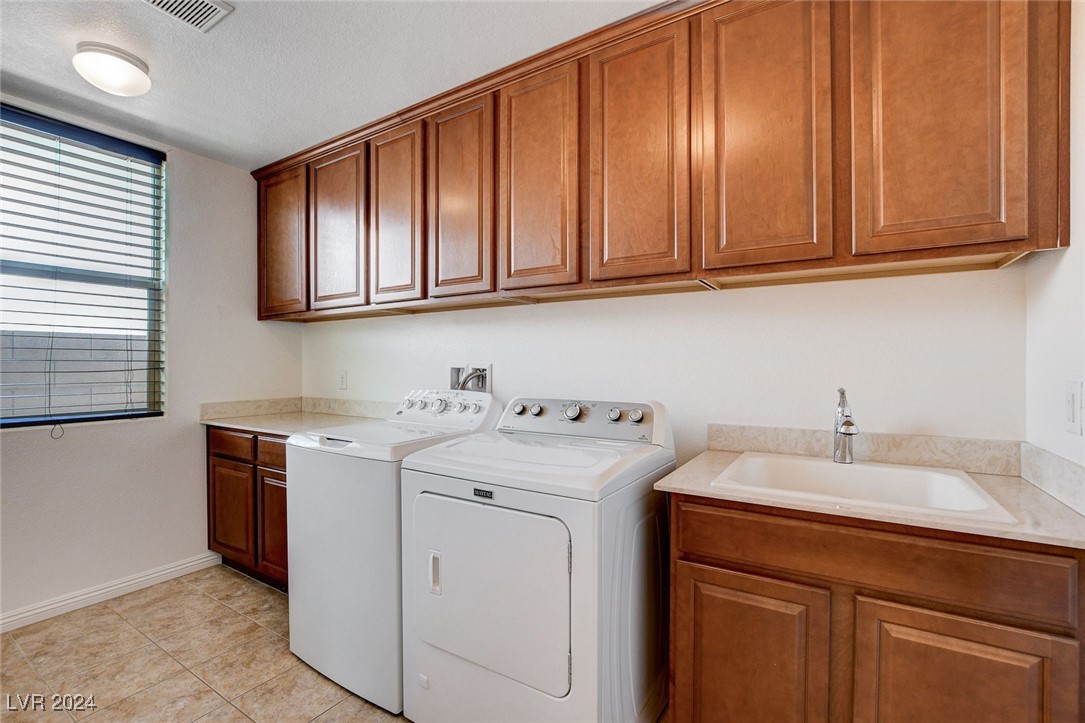 8333 Saddleback Ledge Avenue