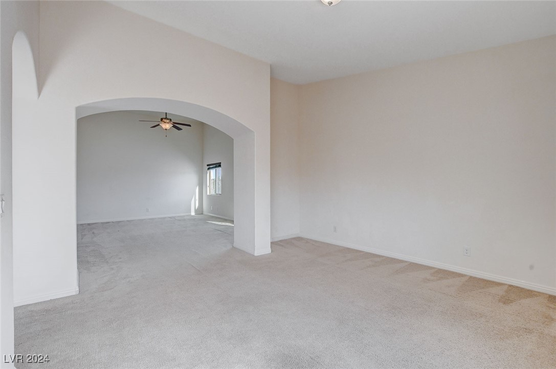 8333 Saddleback Ledge Avenue