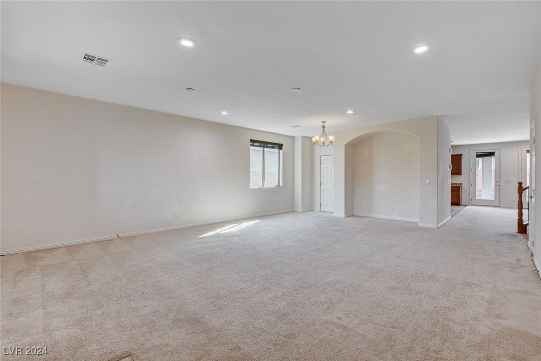 8333 Saddleback Ledge Avenue