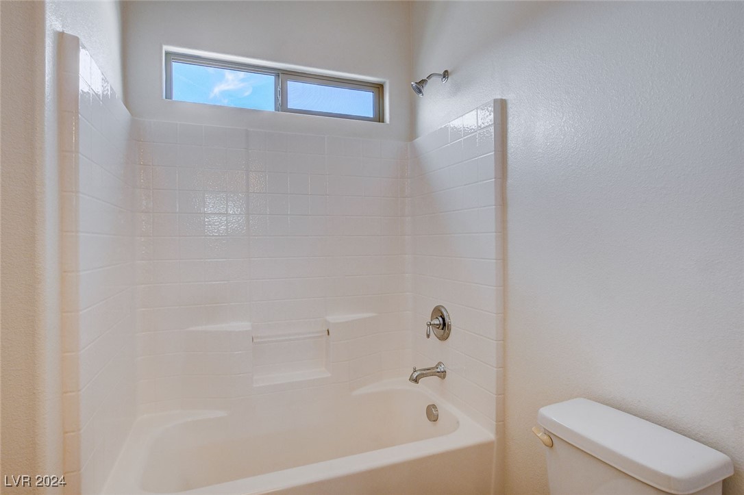 8333 Saddleback Ledge Avenue