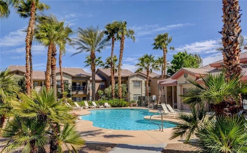 8000 West Badura Avenue 1077