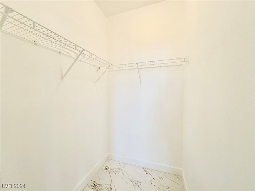 8000 West Badura Avenue 1077