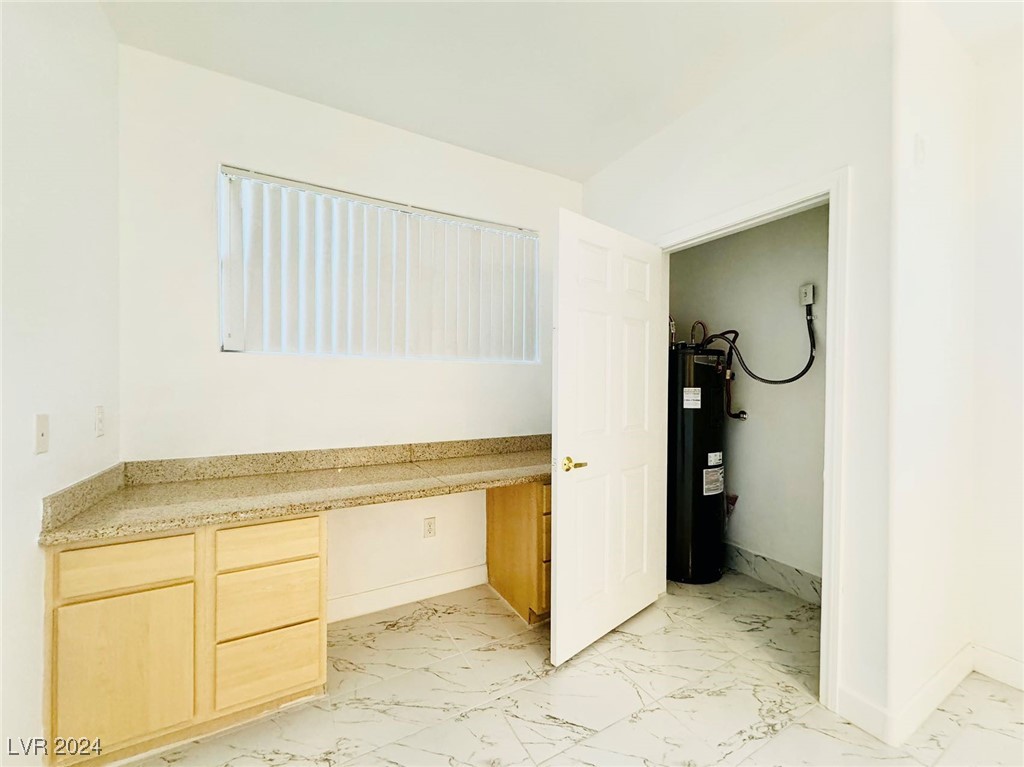 8000 West Badura Avenue 1077