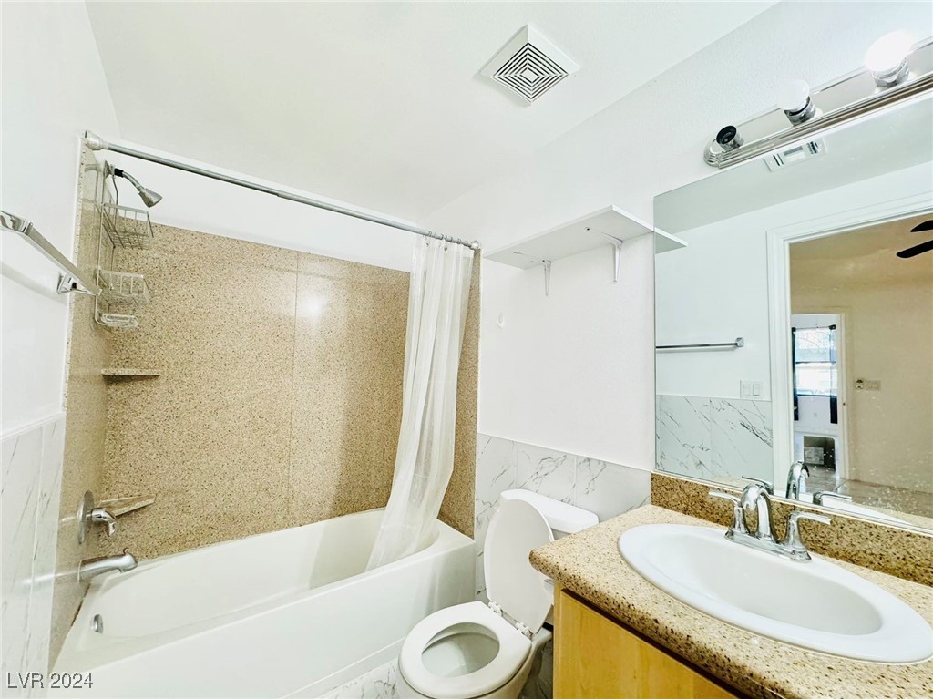 8000 West Badura Avenue 1077