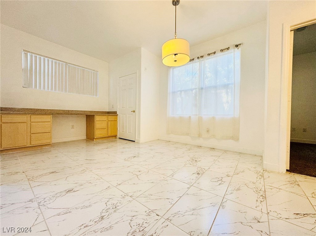 8000 West Badura Avenue 1077