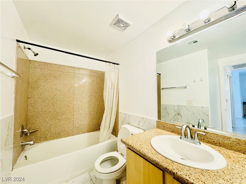 8000 West Badura Avenue 1077