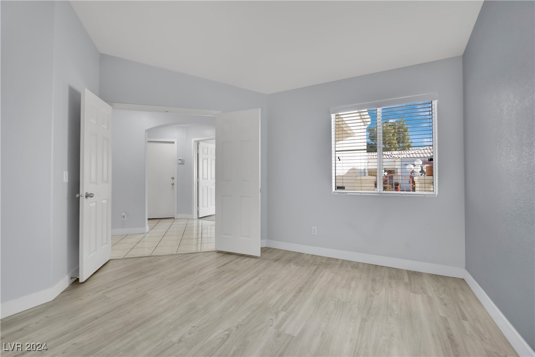5125 Briar Meadow Way