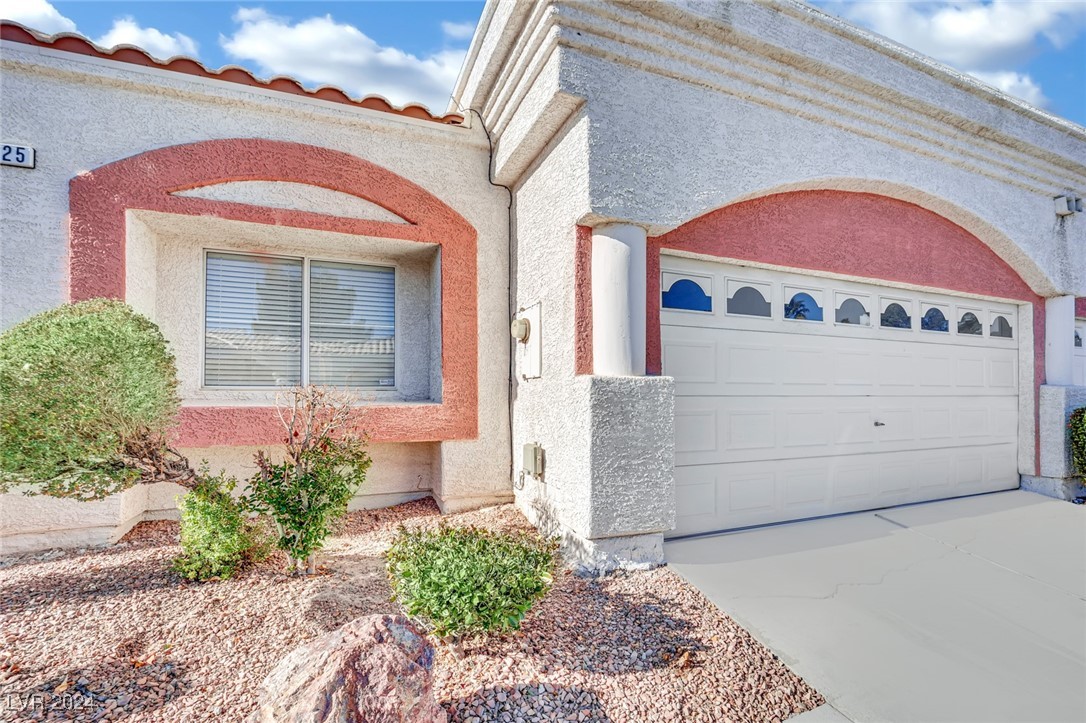 5125 Briar Meadow Way