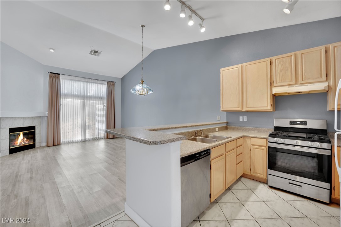 5125 Briar Meadow Way