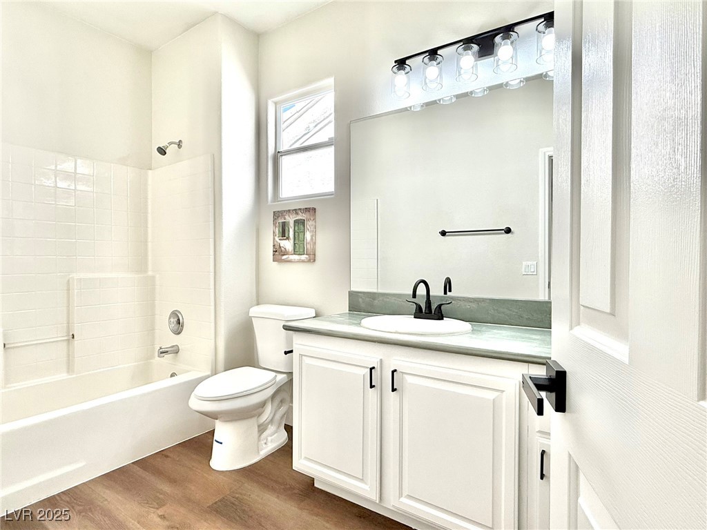 109 Lakewood Garden Drive