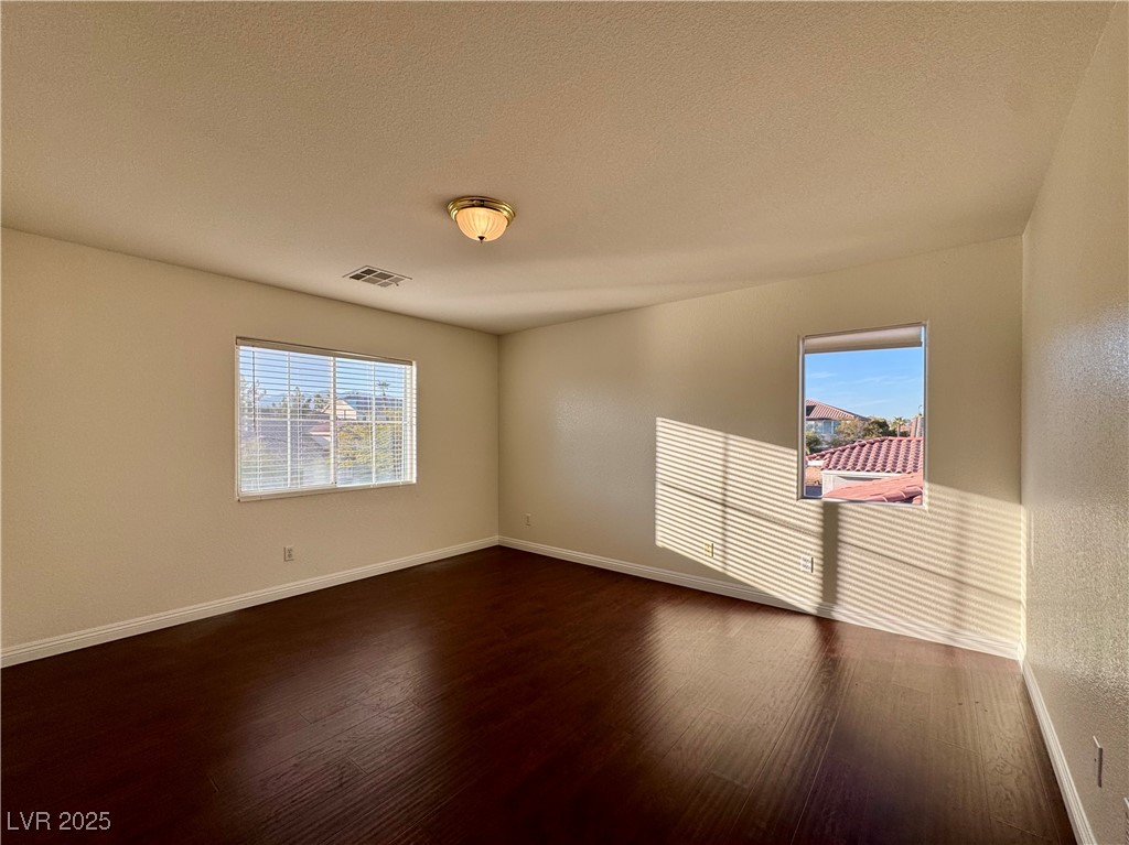 3028 Teal Beach Street