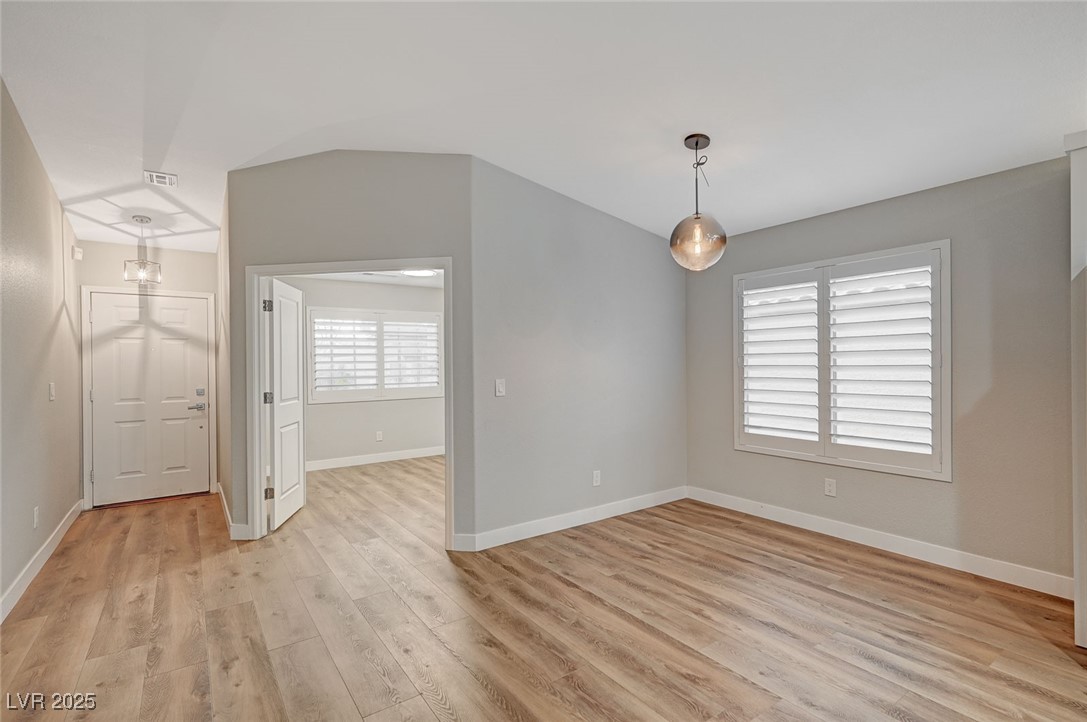 1404 Dragon Rock Drive