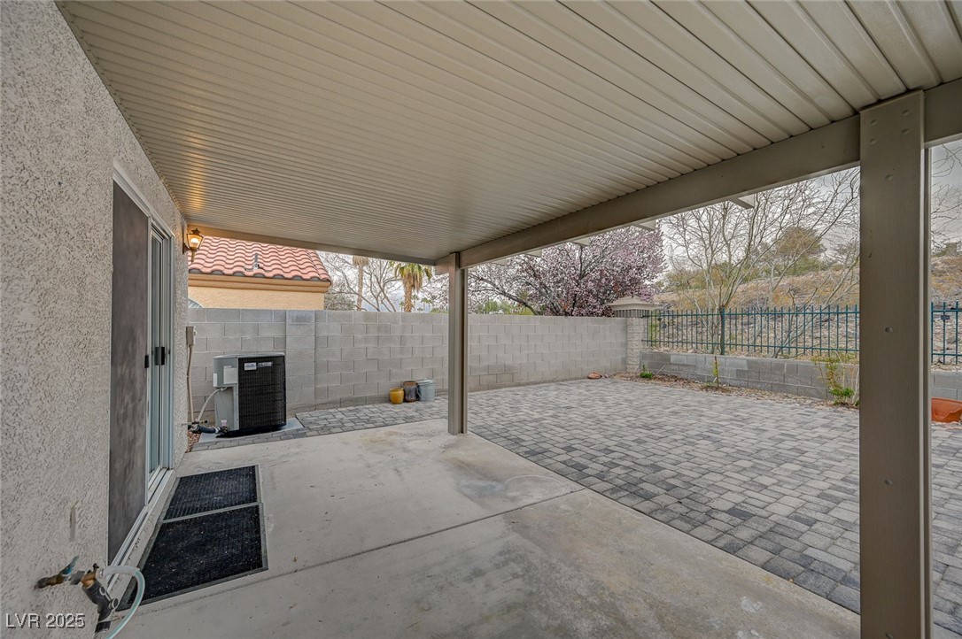 1404 Dragon Rock Drive