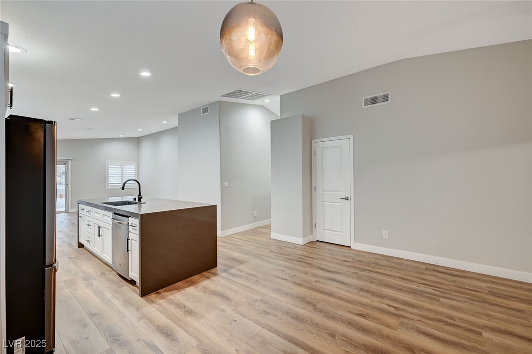 1404 Dragon Rock Drive