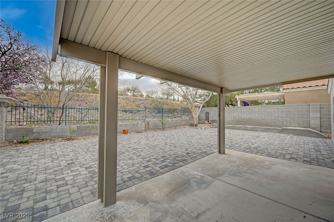 1404 Dragon Rock Drive
