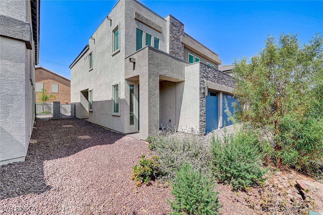 642 Steep Canyon Avenue
