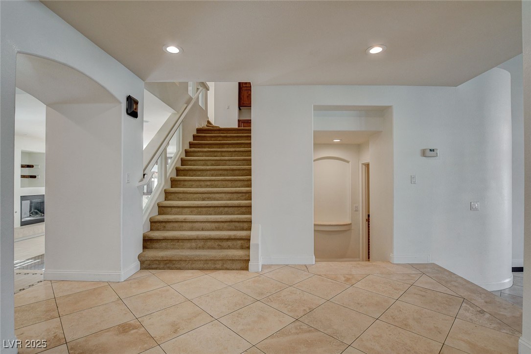 7619 Belgian Lion Street