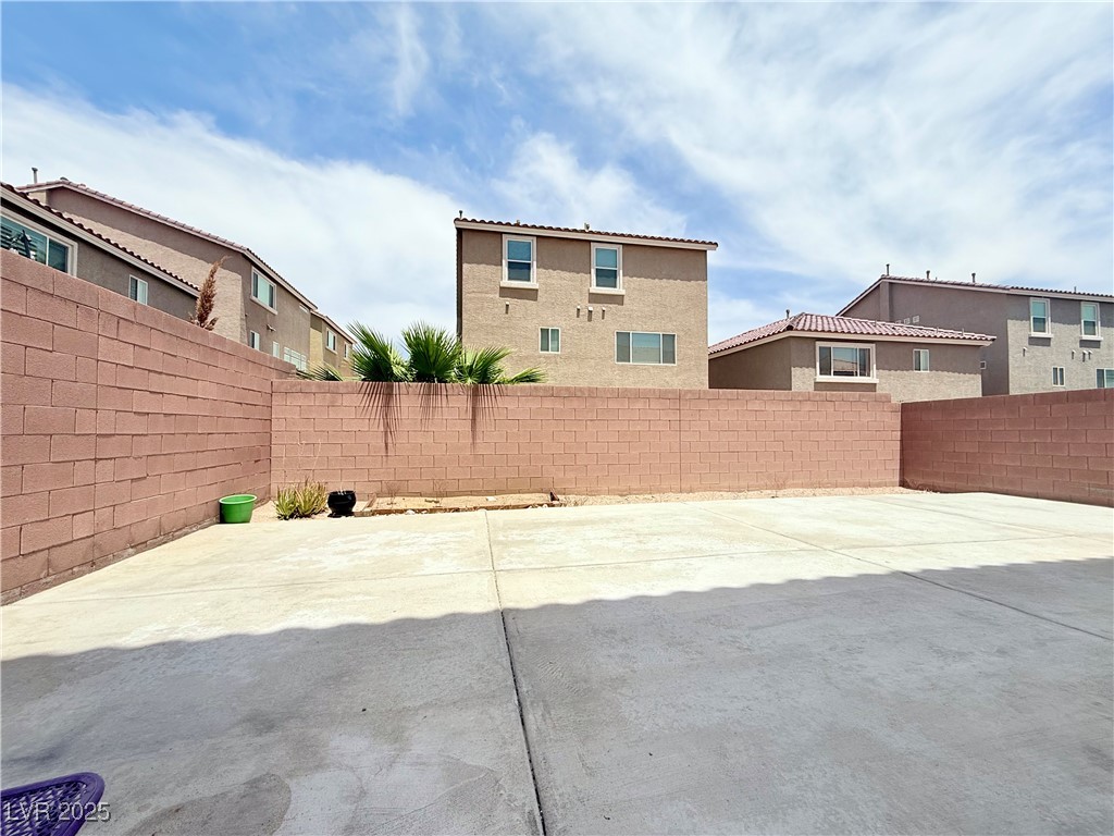 6158 Fielding Hills Road