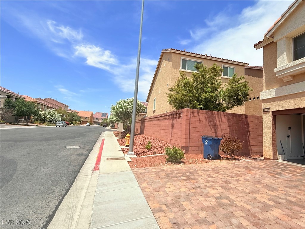 6158 Fielding Hills Road