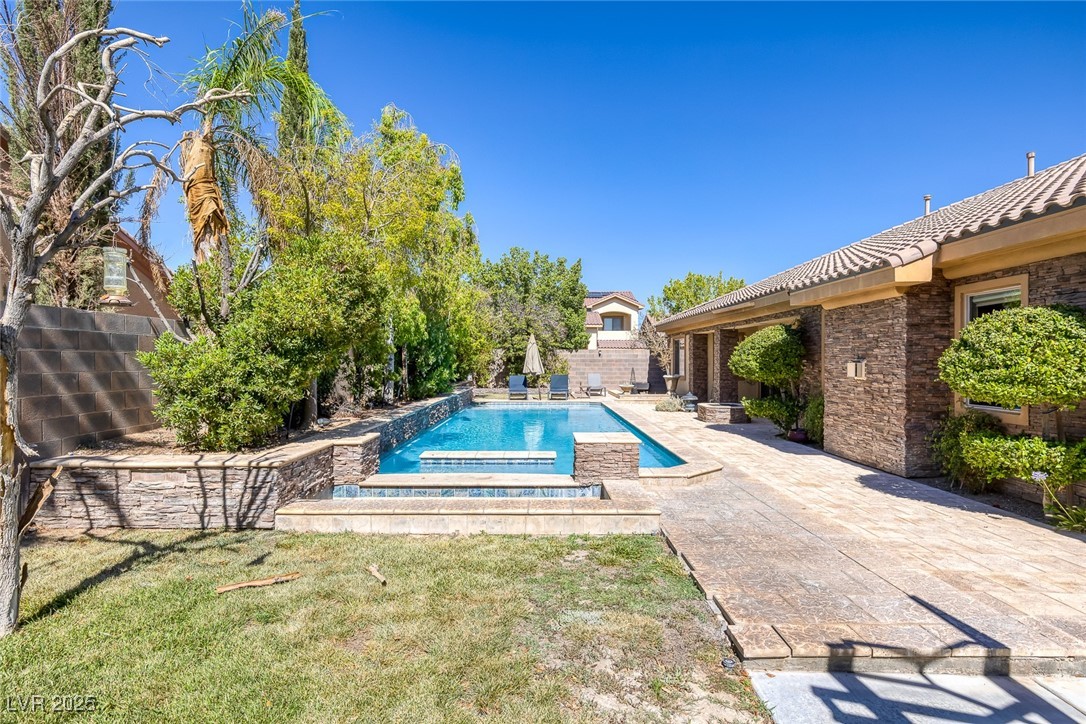 3668 Hillary Elan Court