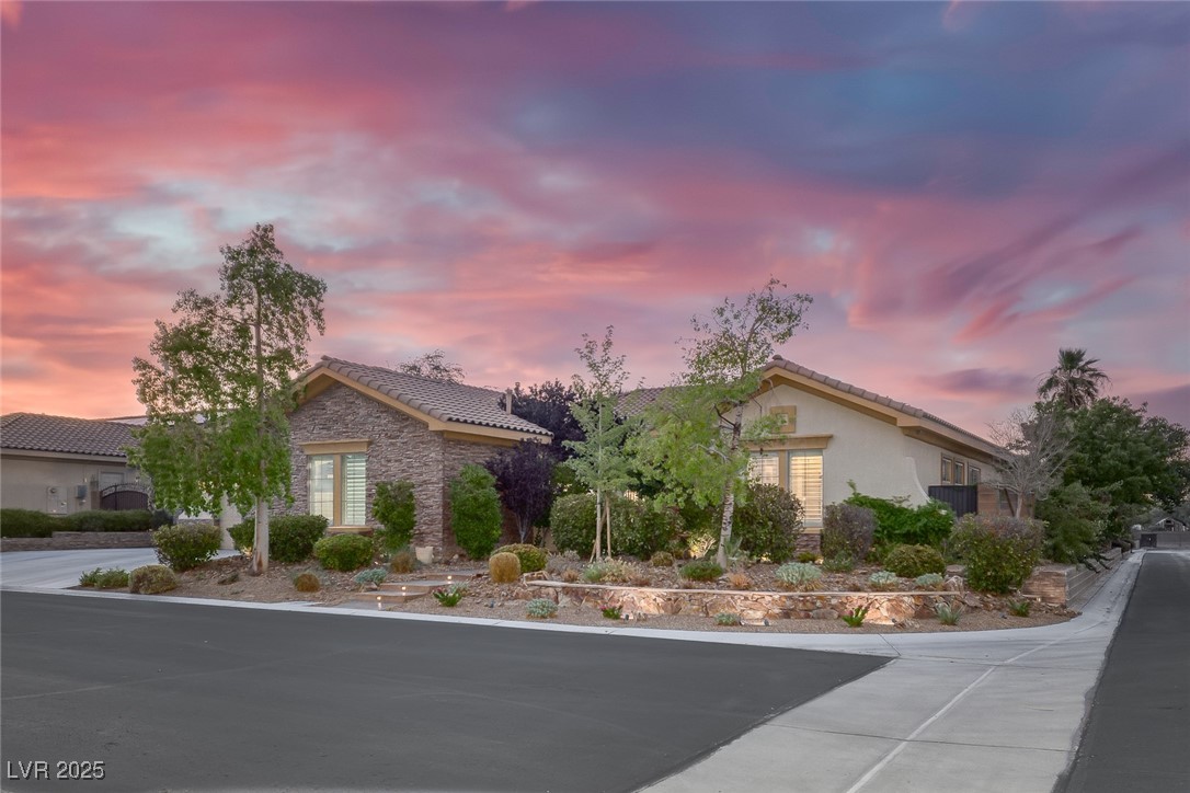 3668 Hillary Elan Court