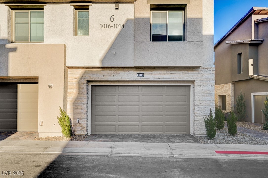 600 North Carriage Hill Drive 1018