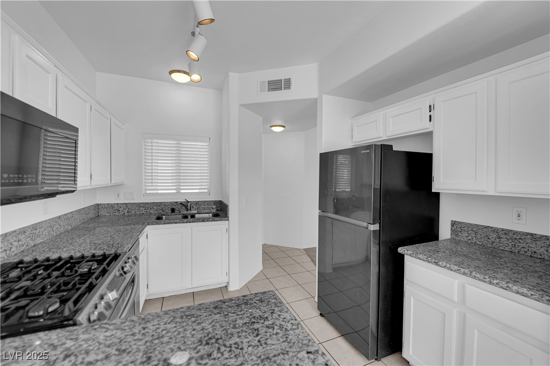 8501 West University Avenue 2053