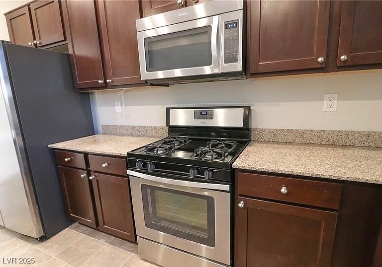 242 Botanic Gardens Drive