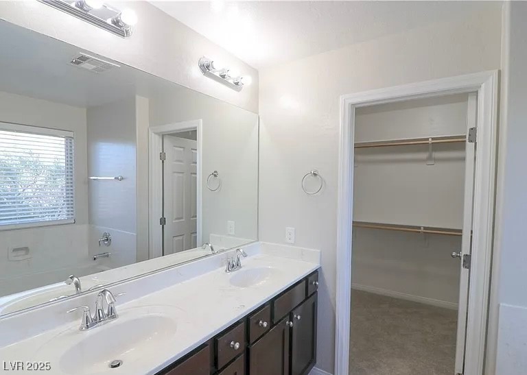 242 Botanic Gardens Drive