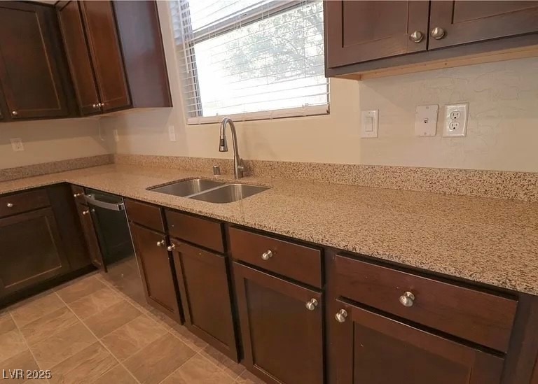 242 Botanic Gardens Drive