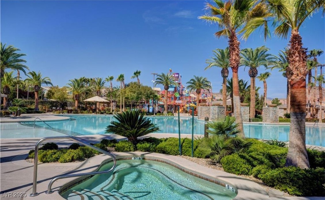 242 Botanic Gardens Drive