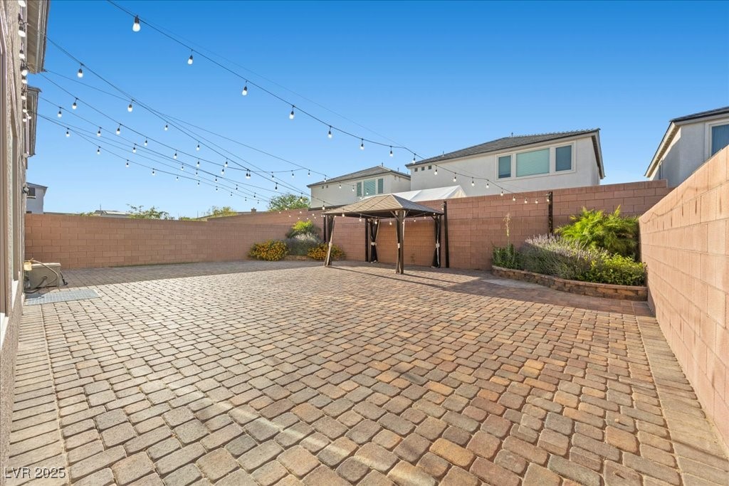 6618 Tangled Vines Avenue