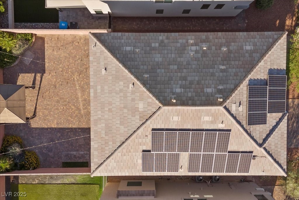 6618 Tangled Vines Avenue