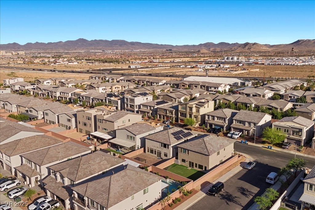 6618 Tangled Vines Avenue