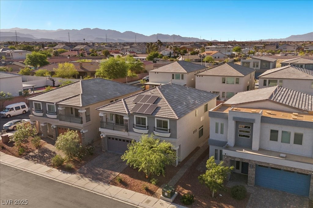 6618 Tangled Vines Avenue