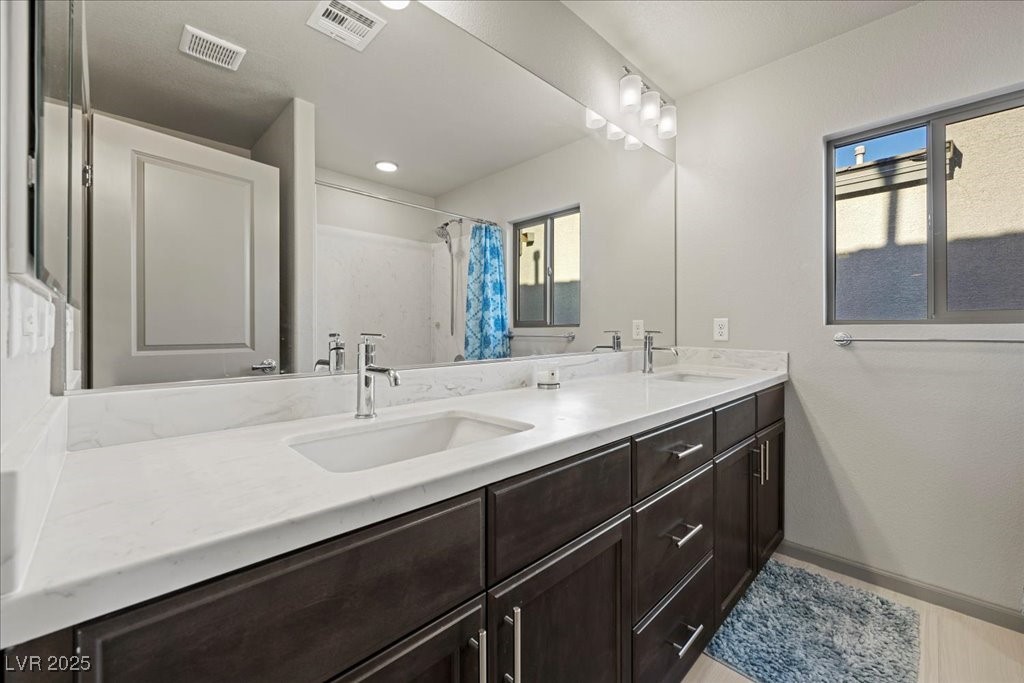 6618 Tangled Vines Avenue