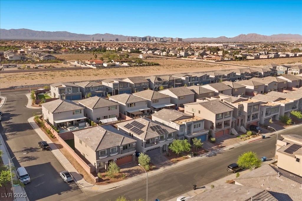 6618 Tangled Vines Avenue