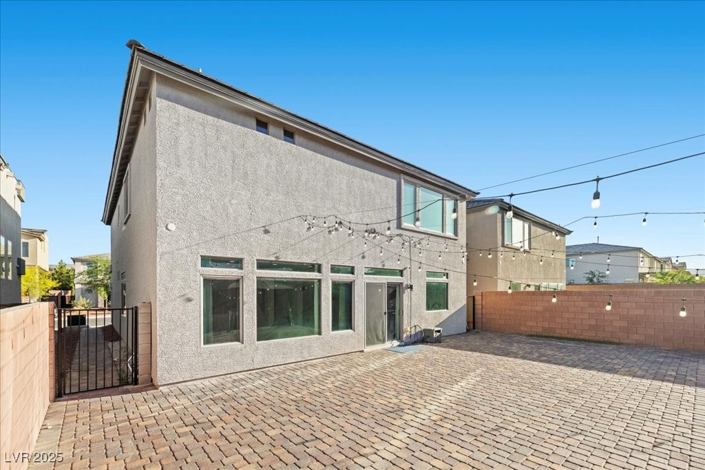 6618 Tangled Vines Avenue