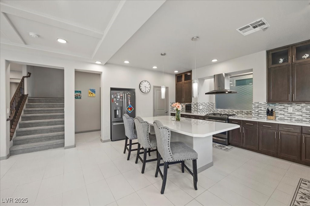 6618 Tangled Vines Avenue