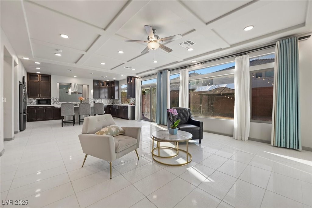 6618 Tangled Vines Avenue