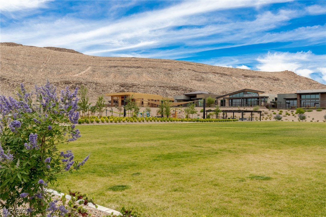 5192 Rock Daisy Drive