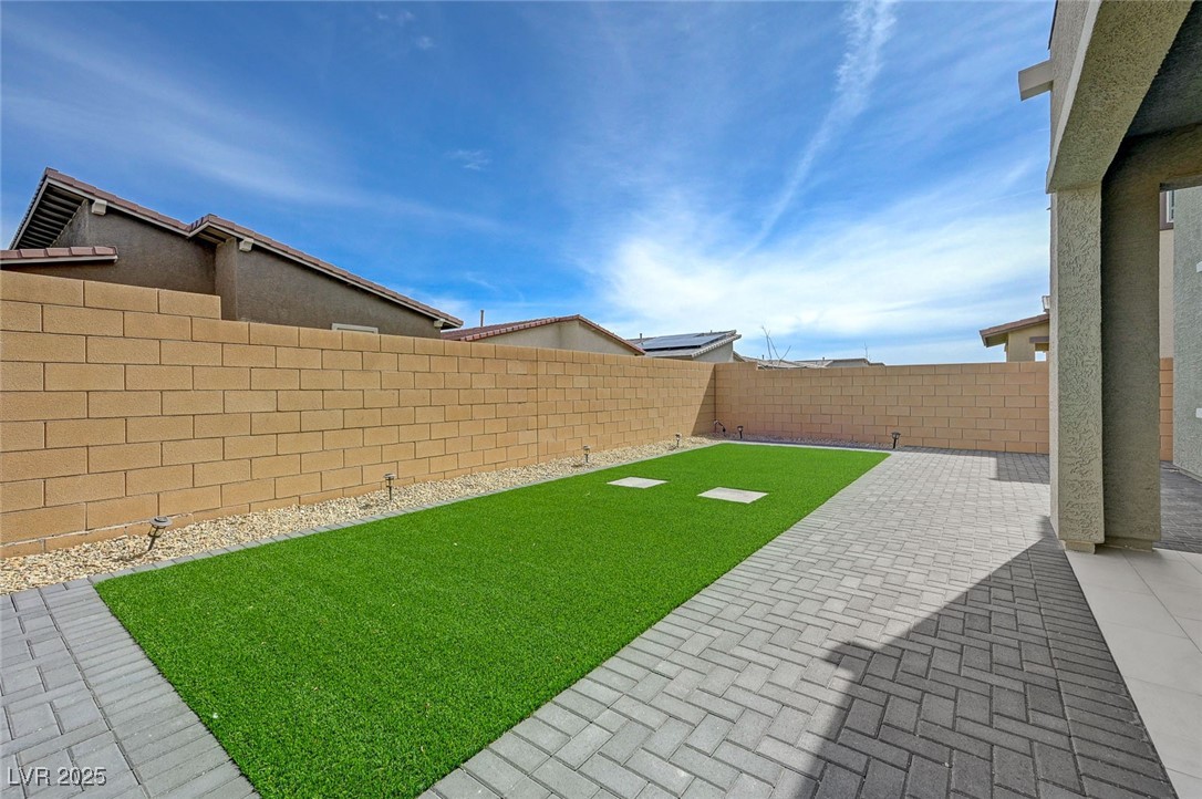 8866 Mountain Lion Avenue
