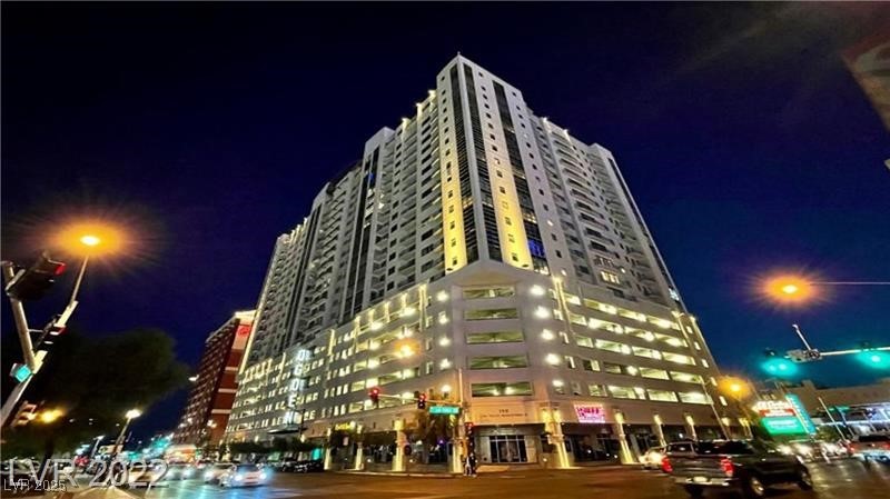 150 Las Vegas Boulevard 818