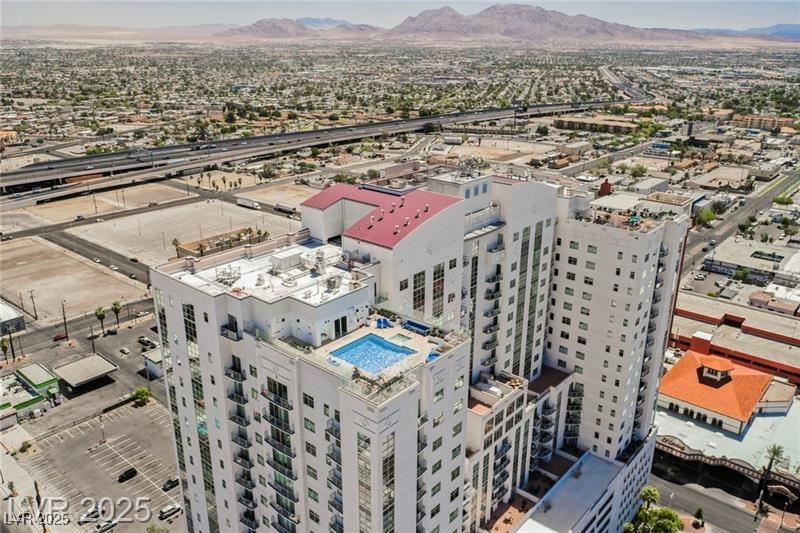150 Las Vegas Boulevard 818