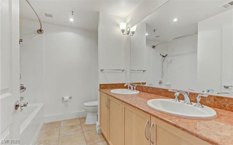 150 Las Vegas Boulevard 818