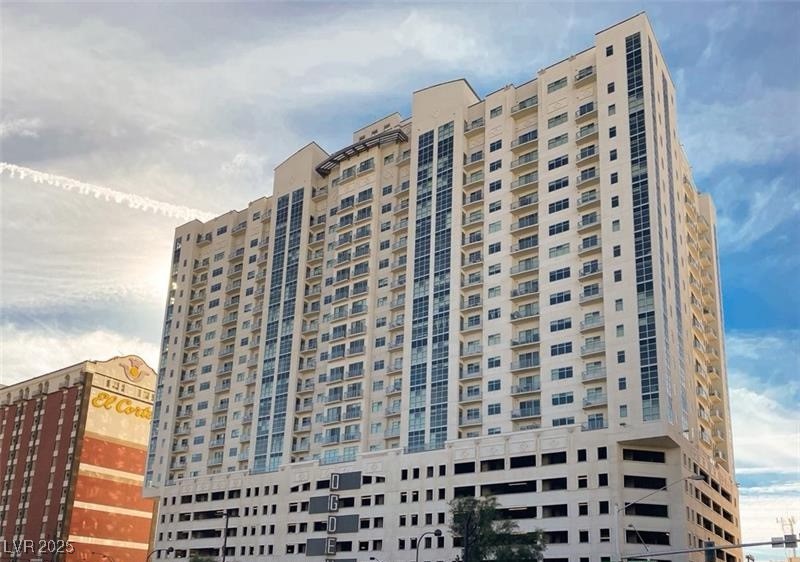 150 Las Vegas Boulevard 818