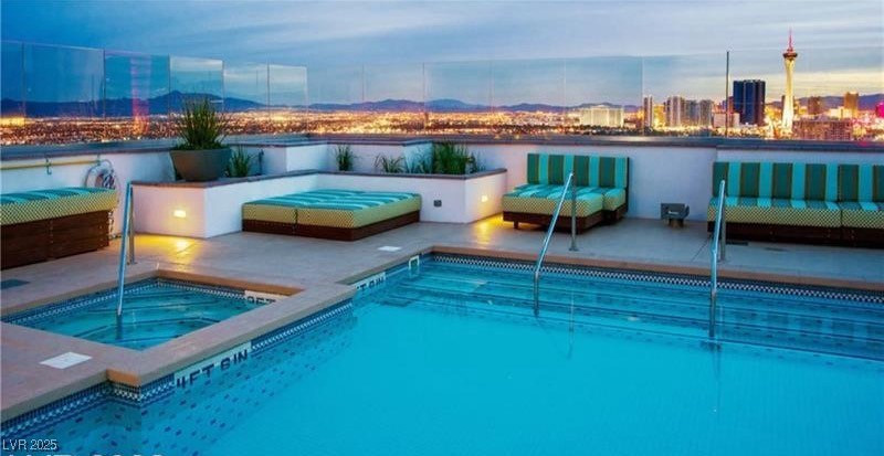 150 Las Vegas Boulevard 818