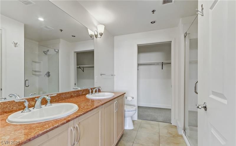 150 Las Vegas Boulevard 818