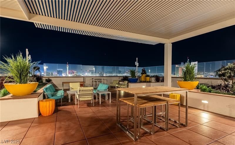 150 Las Vegas Boulevard 818